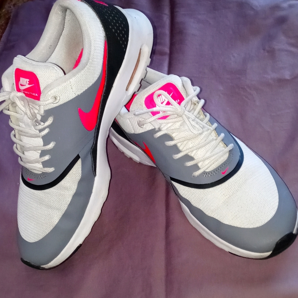 Nike Air Max Thea